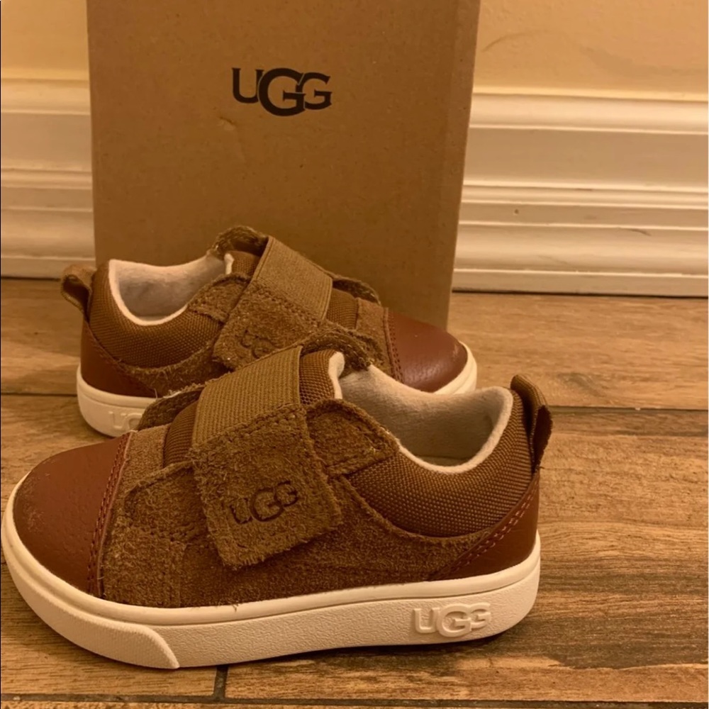 Toddler size 6 UGG sneakers